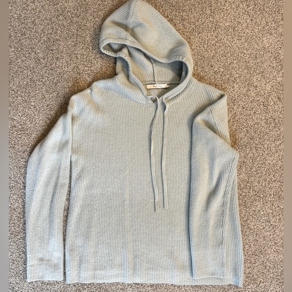 Harper Lane pale blue hooded sweater - Picture 1 of 1